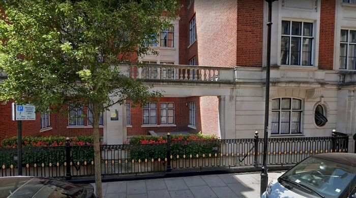 1 Bedroom Flat To Rent In Hallam Street, Marylebone, London, W1W