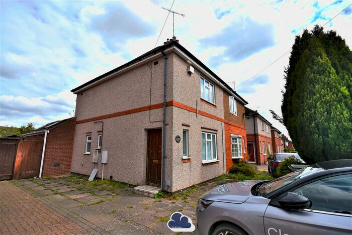 4 Bedroom Semi-Detached House To Rent In Charter Avenue, Coventry, CV4
