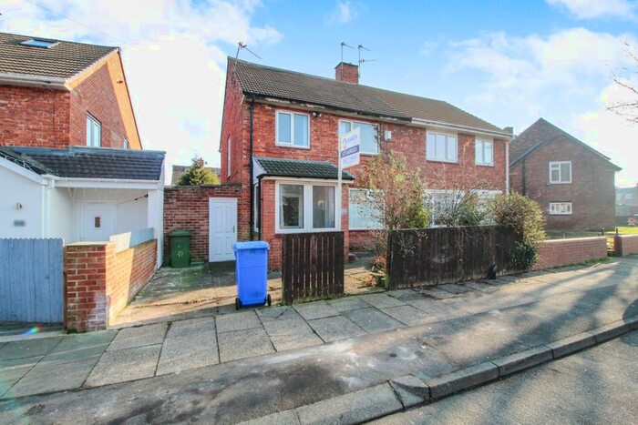 3 Bedroom Semi-Detached House To Rent In Temple Avenue, Blyth, NE24