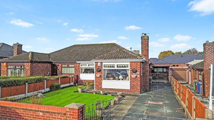 2 Bedroom Semi Detached Bungalow For Sale In Moorland Road, Ashton-In-Makerfield, WN4