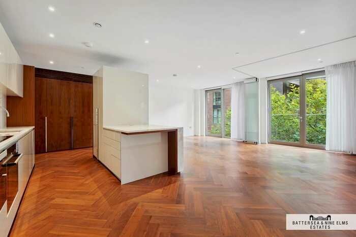 2 Bedroom Flat To Rent In New Union Square, London, SW11