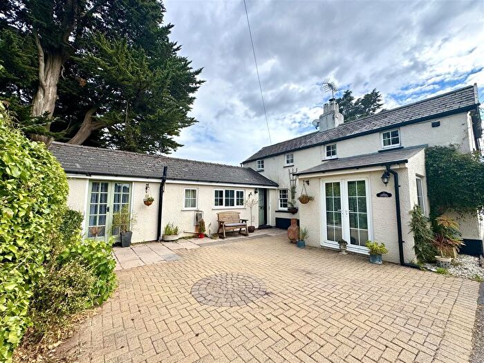 3 Bedroom Semi Detached House For Sale In Woodcroft, Chepstow, NP16