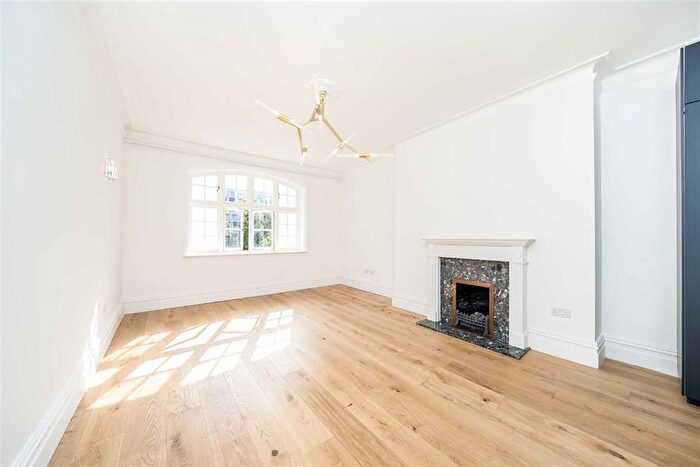 1 Bedroom Flat To Rent In Queen's Gate, London, SW7