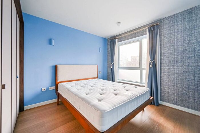 1 Bedroom Flat To Rent In John Harrison Way, Greenwich Millennium Village, London, SE10