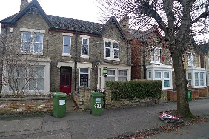 1 Bedroom Property To Rent In Room, Eastfield Road, Peterborough, Cambridgeshire, PE1
