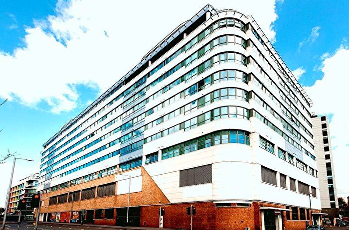 2 Bedroom Flat To Rent In Marco Island, Huntingdon Street, Nottingham, NG1