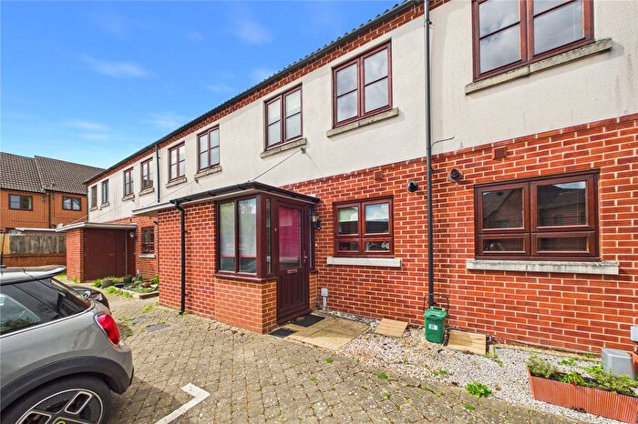 2 Bedroom Terraced House For Sale In Vernham Mews, Basingstoke, Hampshire, RG24