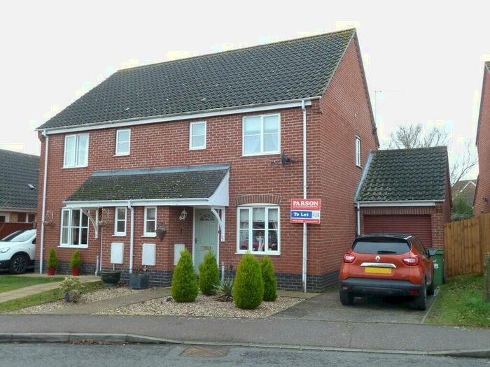 3 Bedroom Semi-Detached House To Rent In Cranes Meadow, Harleston, Norfolk, IP20