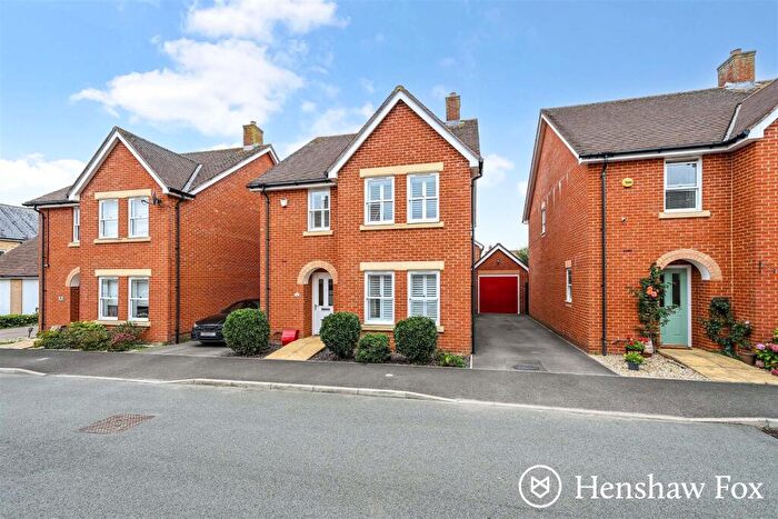 4 Bedroom Detached House For Sale In Tarver Close, Romsey, Hampshire, SO51