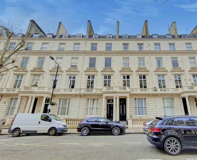 3 Bedroom Flat To Rent In Warrington Crescent, Maida Vale, W9