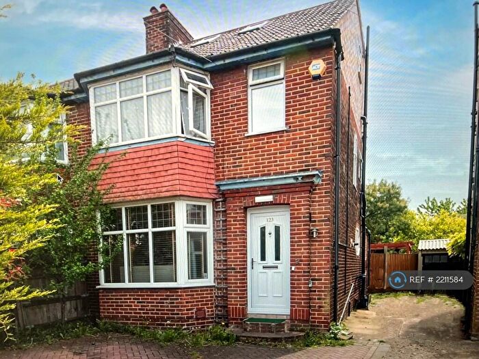 5 Bedroom Semi-Detached House To Rent In Cheviot Gardens, London, NW2