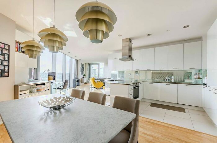 3 Bedroom Flat For Sale In Harmony Place, Deptford, London, SE8