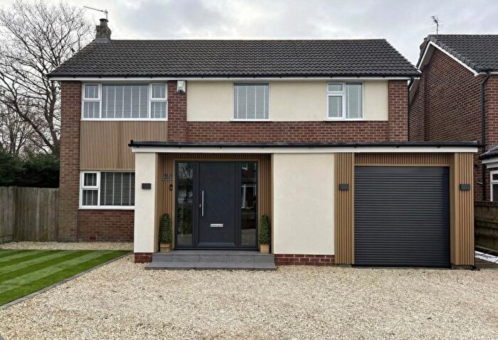 3 Bedroom Detached House To Rent In Wentworth Close, Southport, PR8