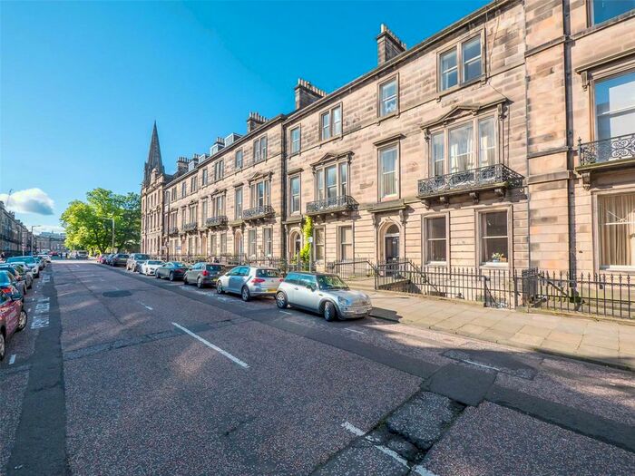 2 Bedroom Flat To Rent In Manor Place, Edinburgh, EH3