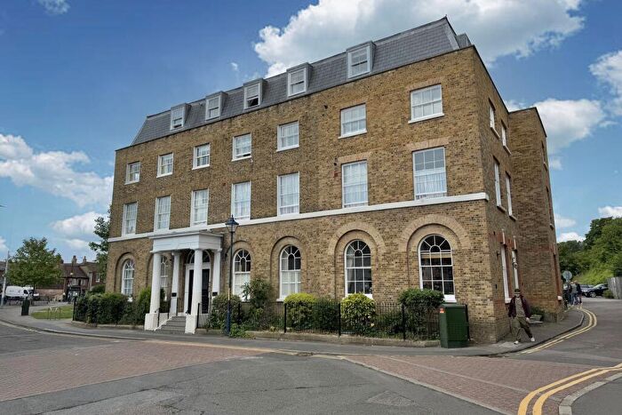 2 Bedroom Apartment For Sale In The Maltings, High Street, Hythe, Kent, CT21