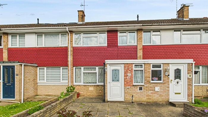 3 Bedroom Terraced House For Sale In Perrysfield Road, Cheshunt, EN8