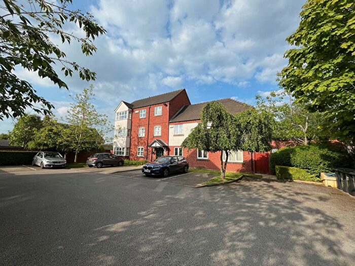 2 Bedroom Flat To Rent In Sharlotte Court, Uttoxeter, ST14