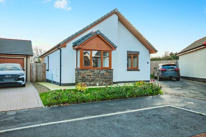 2 Bedroom Bungalow For Sale In Potters Grove, Templeton, Narberth, Pembrokeshire, SA67