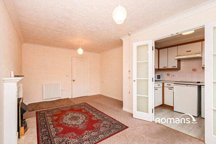1 Bedroom Flat To Rent In Yorktown Road, College Town, Sandhurst, GU47