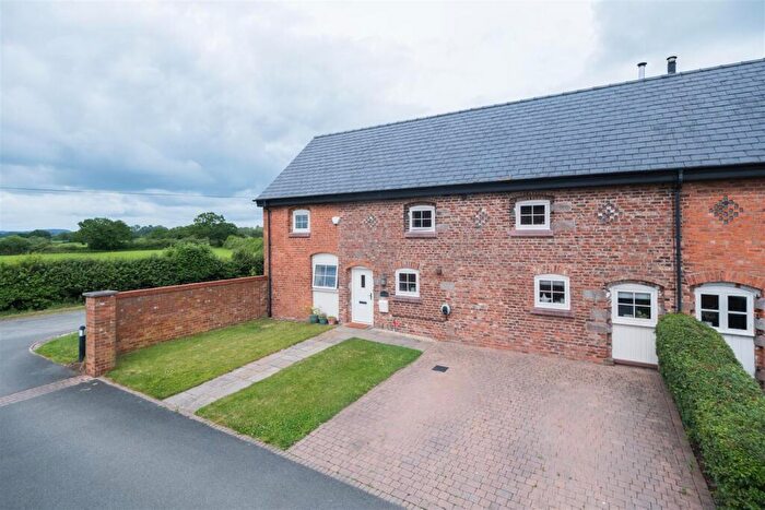 4 Bedroom Barn Conversion For Sale In Holme Farm, Eaton Road, Wettenhall, CW7