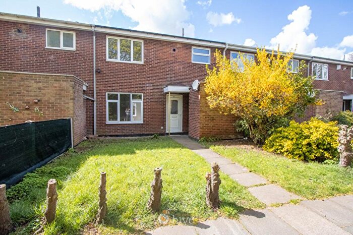 4 Bedroom Terraced House For Sale In Hallam Close, Bessacarr, Doncaster, DN4