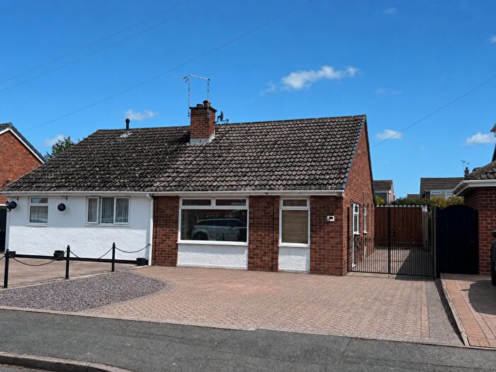 2 Bedroom Semi-Detached Bungalow For Sale In Scott Avenue, Nuneaton, CV10