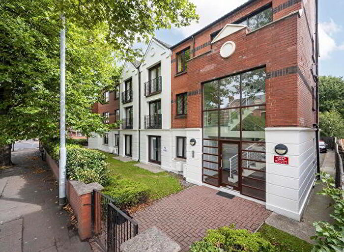 2 Bedroom Apartments For Sale In Flat Rosetta Court, - Ormeau Road, Belfast, BT7