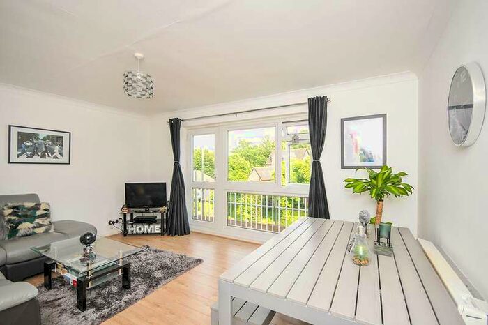 1 Bedroom Apartment To Rent In Shortlands Road, Bromley, BR2
