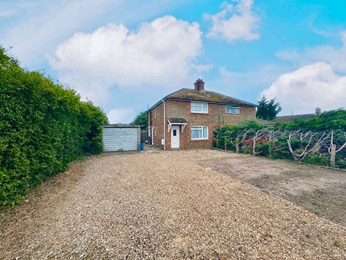 2 Bedroom Semi-Detached House For Sale In Kenside, Snettisham, King's Lynn, PE31