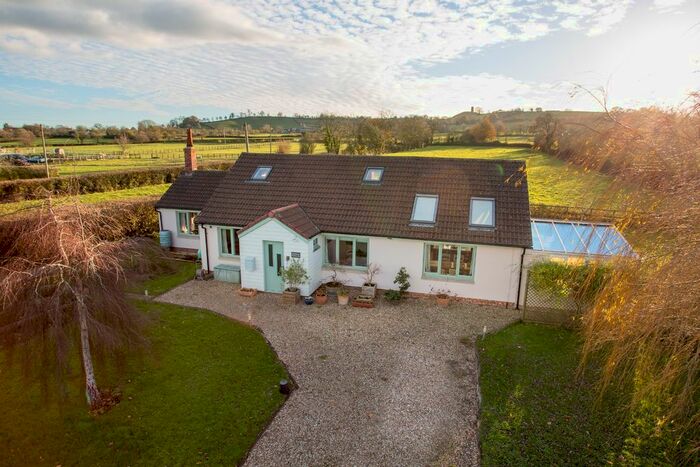 3 Bedroom Detached House For Sale In Wick, Glastonbury BA6