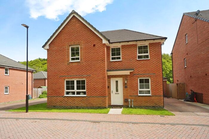 4 Bedroom Detached House For Sale In Whitebeam Close, Oughtibridge Mill, S35