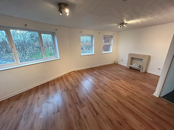 2 Bedroom Flat To Rent In Mill Lane, Kidderminster, DY11