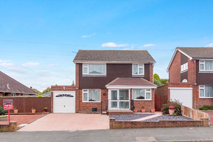 4 Bedroom Detached House To Rent In Woodland Avenue, Hove, BN3