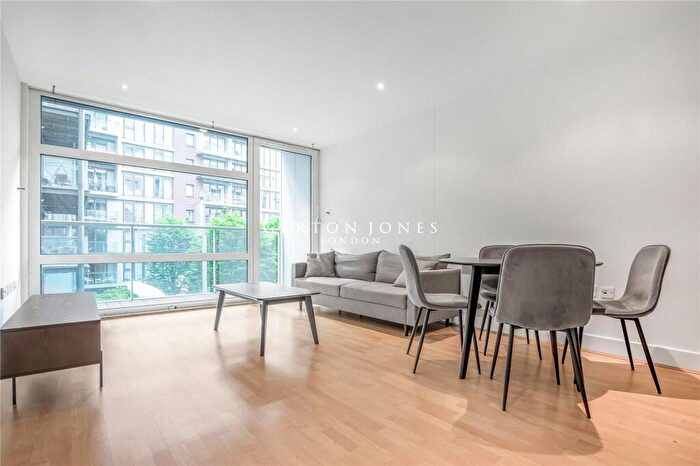 1 Bedroom Apartment To Rent In Warwick Building, Queenstown Road, London, SW11