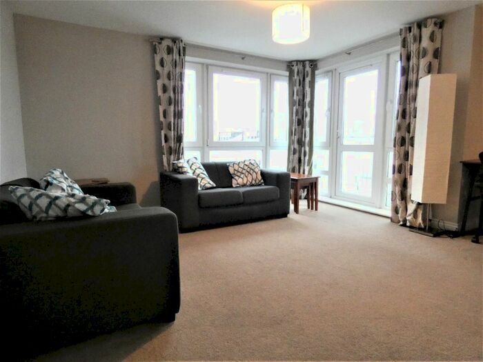 2 Bedroom Flat To Rent In Brunswick Road, Brunswick, Edinburgh, EH7