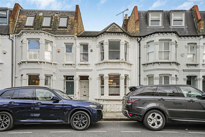 3 Bedroom Terraced House For Sale In St. Dionis Road, London, SW6