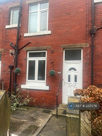 2 Bedroom Terraced House To Rent In Halifax Old Rd, Huddersfield, HD2