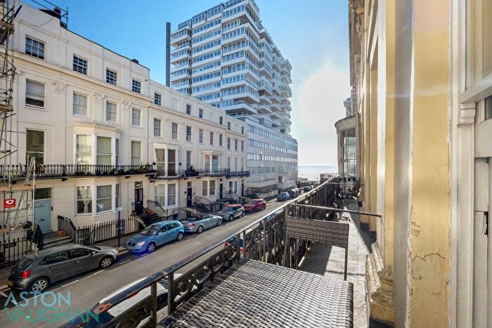 2 Bedroom Flat For Sale In Cavendish Place, Brighton, BN1
