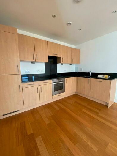 2 Bedroom Apartment To Rent In The Wharf, Dockhead Road, ME4