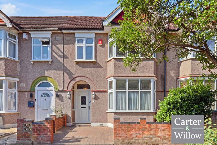3 Bedroom Terraced House To Rent In Netherfield Gardens, Barking, IG11