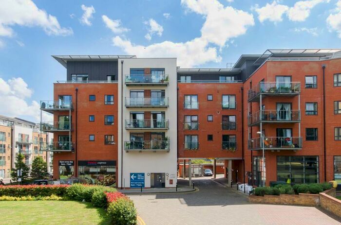 1 Bedroom Flat To Rent In Cherrywood Lodge, Hither Green, London, SE13