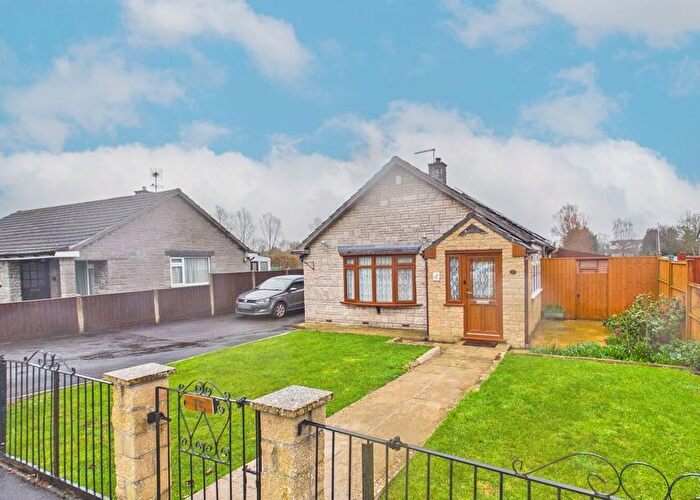 3 Bedroom Detached Bungalow For Sale In Portland Road, Langport, TA10