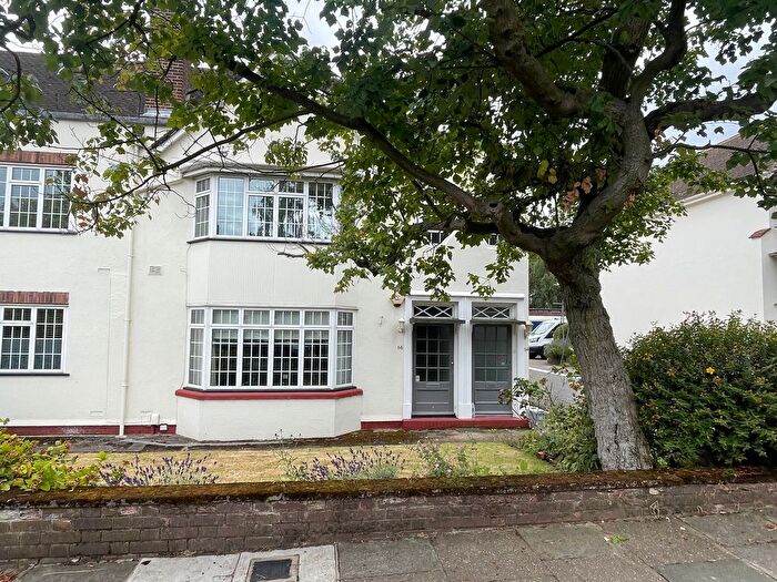 2 Bedroom Flat To Rent In Lock Chase, London, SE3