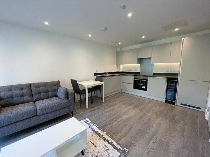 1 Bedroom Apartment To Rent In Alexandra Park, Willow Road, Leeds, LS4