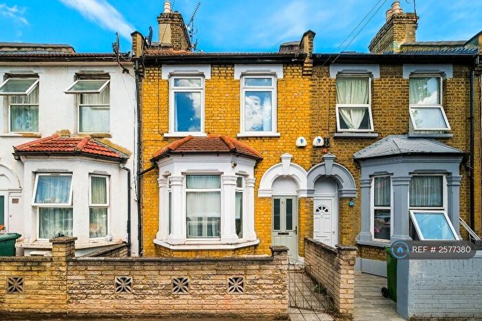 3 Bedroom Terraced House To Rent In Latimer Avenue, London, E6