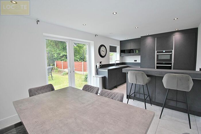 3 Bedroom End Of Terrace House To Rent In Tanhouse Road, Flixton, M41