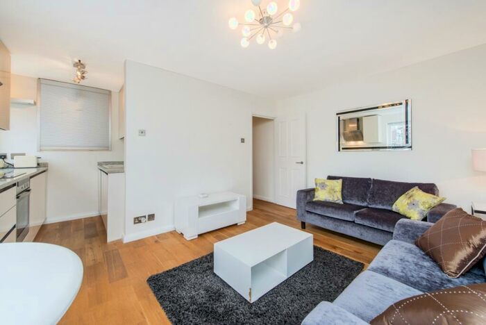 1 Bedroom Flat To Rent In Daventry Street London, NW1