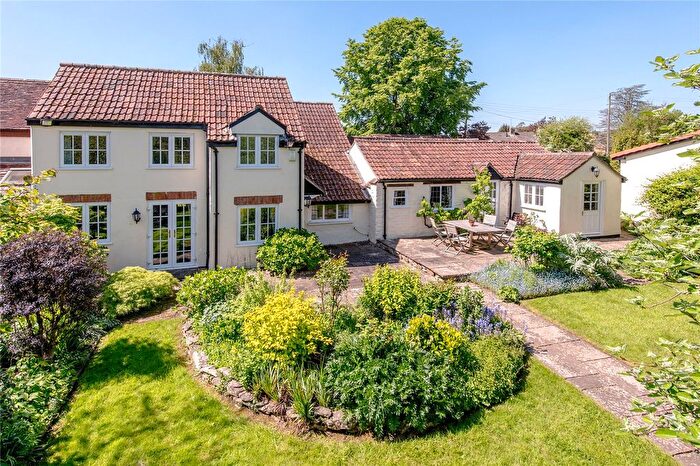 4 Bedroom Semi-Detached House For Sale In Meads Droveway, Creech Heathfield, Taunton, Somerset, TA3