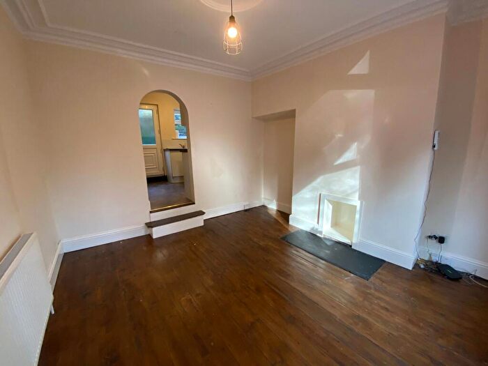 1 Bedroom Terraced House To Rent In Oxford Street, Sheffield, S6