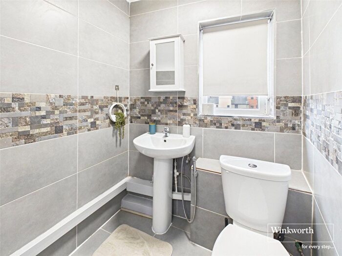2 Bedroom Flat To Rent In Castle Street, Reading, Berkshire, RG1